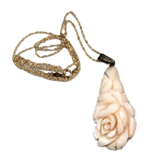 14kt GOLD CHAIN WITH ANGELSKIN CORAL FLOWER PENDANT - Picture 1 of 5